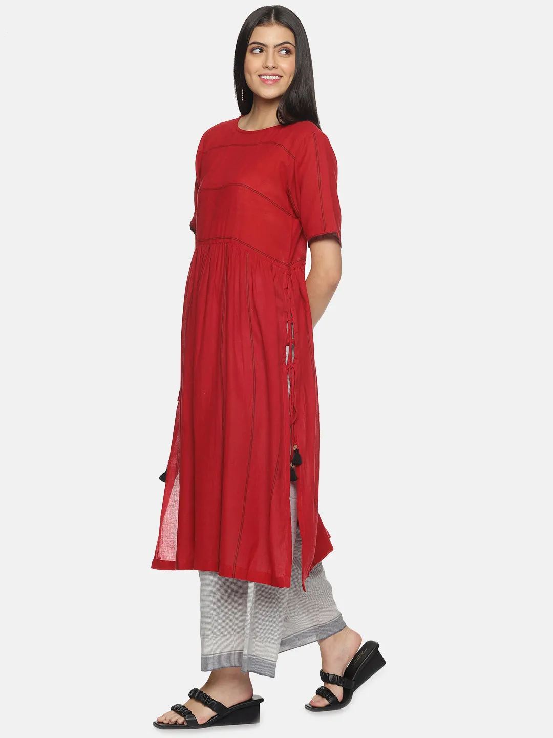 'Akako' - Red handloom gather co-ord set