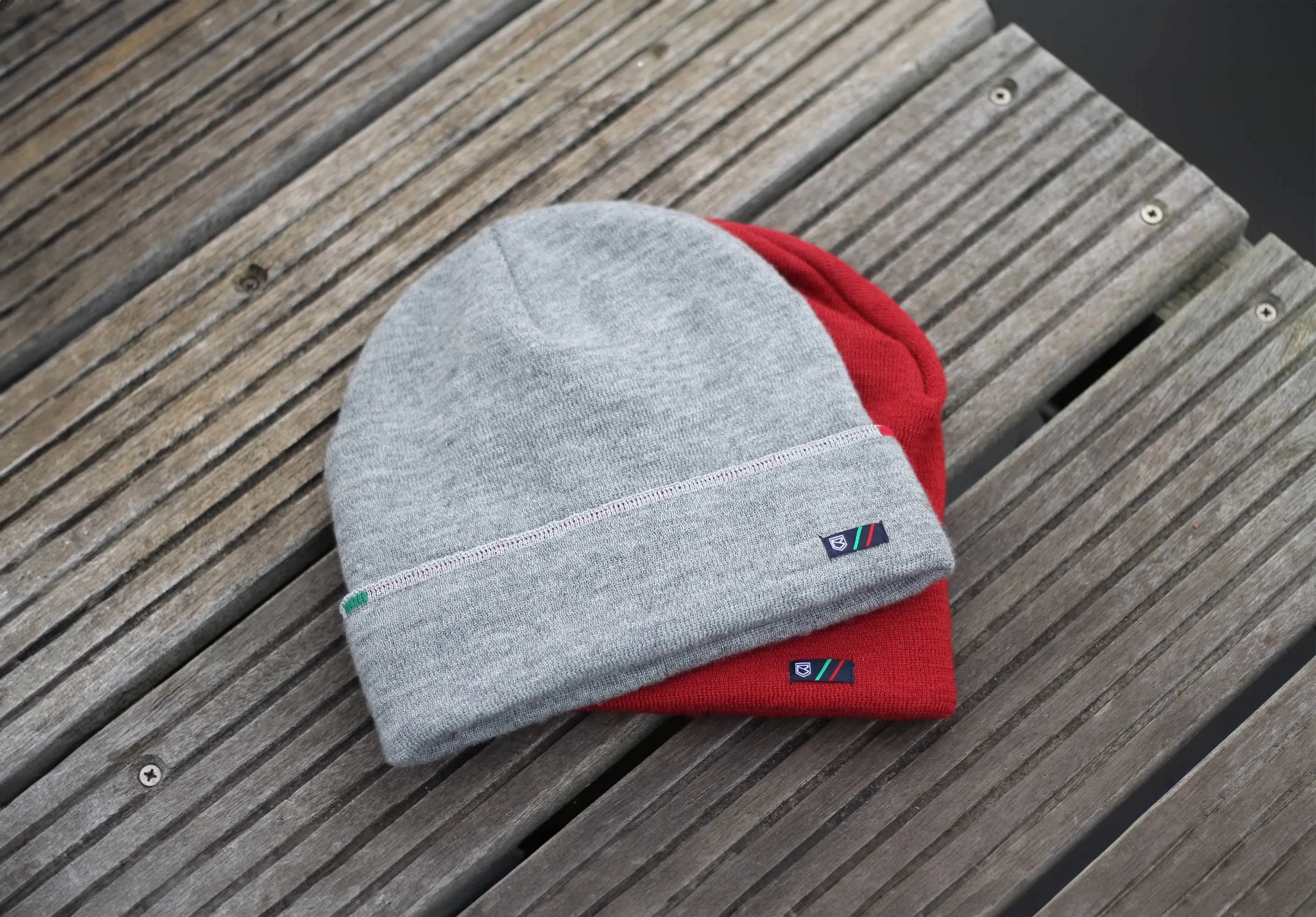 Castara Mens Beanie - Red